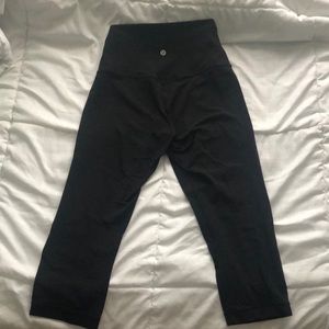 Black lululemon align crop